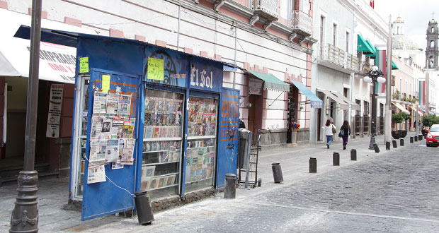 Dejar de exhibir revistas eróticas generaría ventas más bajas: voceadores