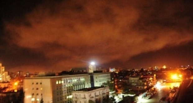 EU, Francia y Reino Unido atacan Siria; Rusia advierte caos global