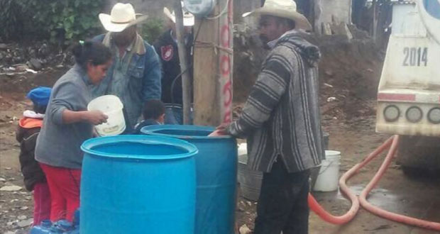 Vecinos de San Miguel Tecuanipa exigen suministro de agua potable