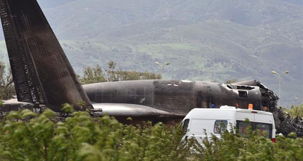 Mueren 257 personas por accidente de avión militar en Argelia