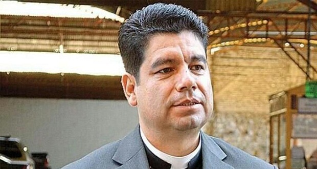 sacerdote jorge villegas