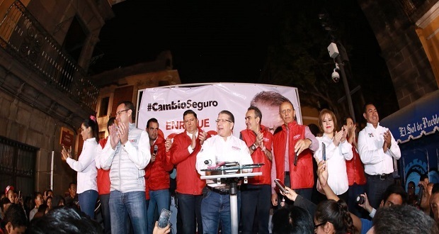 Frente al Carolino, Doger inicia su campaña durante la medianoche