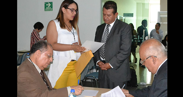 Capacitan en BUAP a contralores de 29 universidades para auditorías