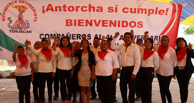 Celebran 4 años de colonia Unión Antorchista en Tehuacán