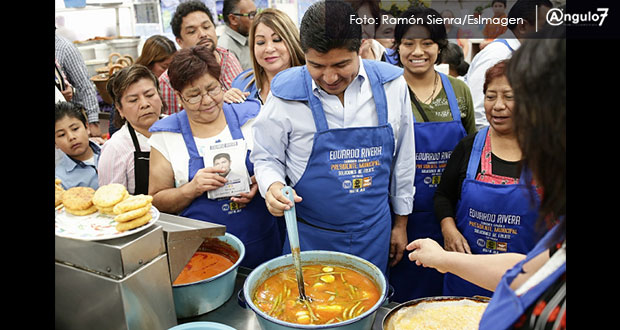 Eduardo Rivera con líderes de mercados