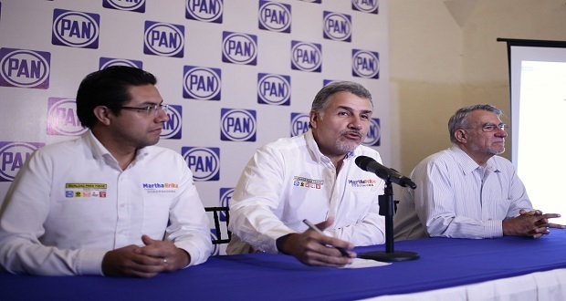 PAN acusa a Morena de retirar propaganda de Martha Erika en Zacatlán