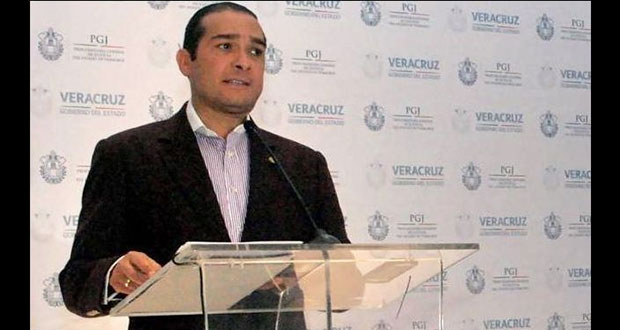 Interpol busca a exfiscal de Veracruz por desaparición forzada
