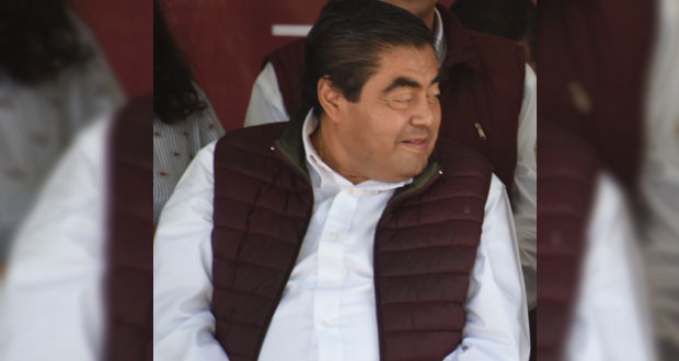 Voy contra “proyectos de muerte” y caciques en Tlacotepec: Barbosa