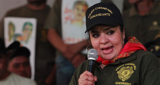 Nestora Salgado demandará a Meade por daño moral