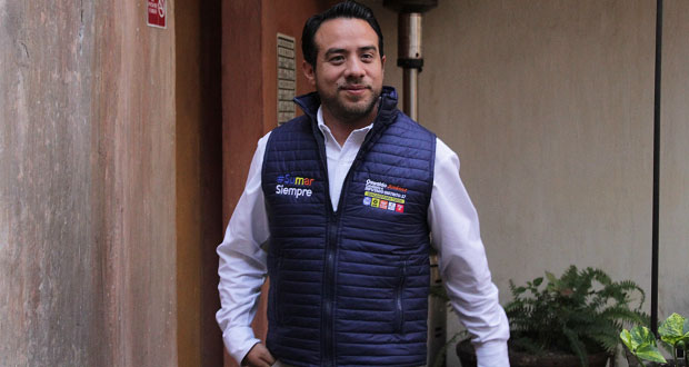 Oswaldo Jiménez promete instalar alarmas vecinas o donará su salario