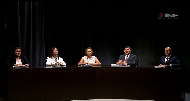 Feminicidios, marinismo y repudio al PAN marcan 1er debate al Senado