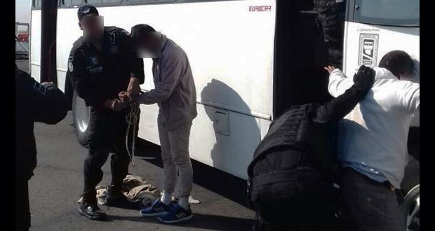 Trasladan a 13 reos de Puebla a Centros Penitenciarios federales