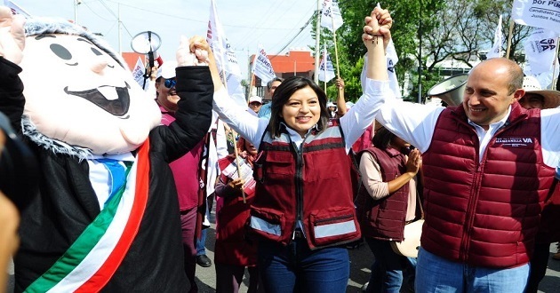 Afirma Claudia Rivera que seguirá con campaña austera