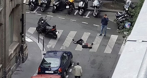 Hombre acuchilla a 4 y mata a 1 en París