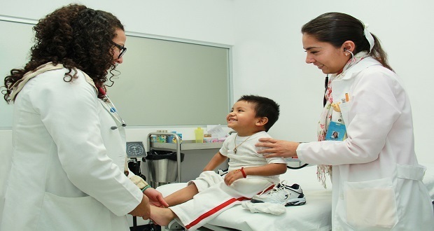 En Puebla, 12 Unidades Médicas reciben diversas acreditaciones