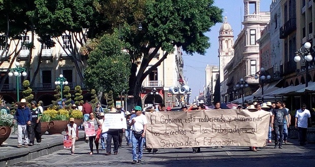 “28 de Octubre” marcha en apoyo a la CNTE contra reforma educativa