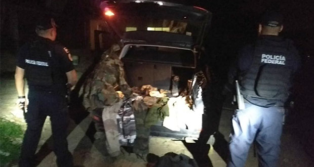 Hallan uniformes de militares en autos robados en Esperanza