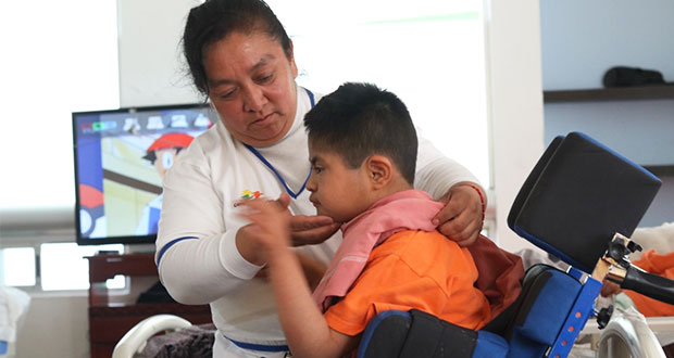 DIF reconoce labor de personal que labora en casas de asistencia