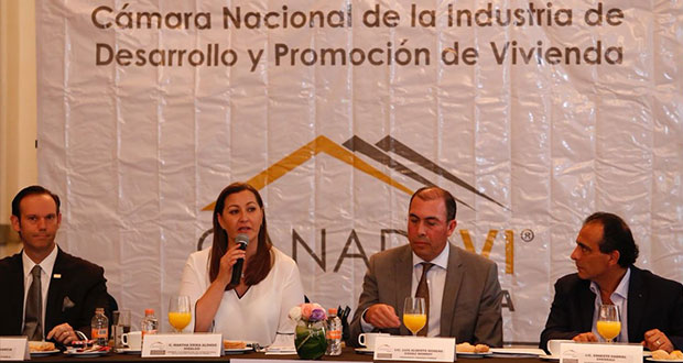 De la mano de ayuntamientos, se otorgarán obras: Martha Erika