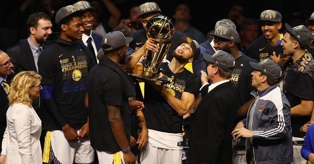 Warriors barren con Cleveland y son campeones de la NBA