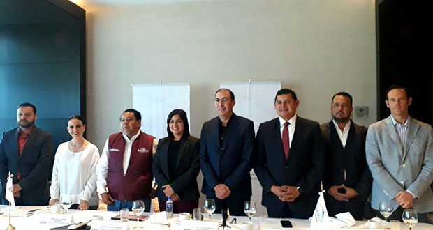 Mi gobierno trabajará de la mano con empresarios: Claudia Rivera