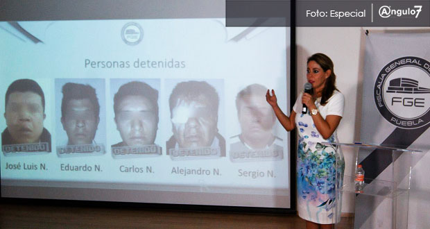 Detienen a banda de cinco sujetos por asaltar y violar a pasajeras de taxis