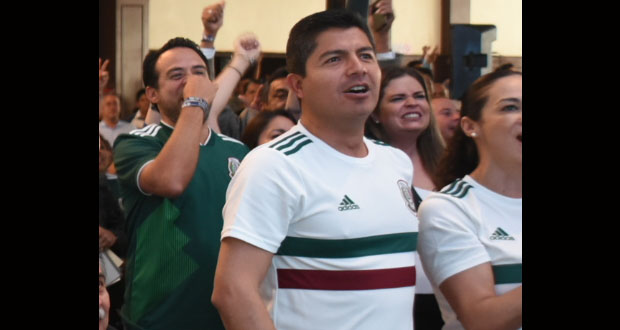 Trabajando en equipo, como la Selección, se gana: Eduardo Rivera