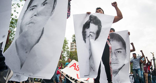 Por fallas de PGR, tribunal ordena reponer el caso Ayotzinapa