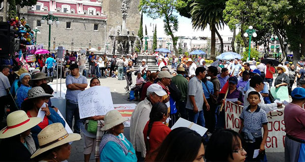 Marcha “28 de Octubre” en Puebla para conmemorar “halconazo” de 1971