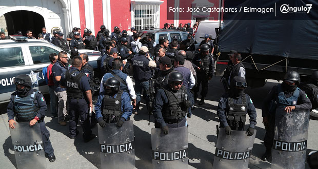Investigan a 17 agentes municipales tras toma de control de Ciudad Serdán