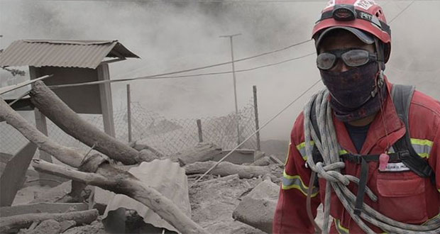 Van 73 muertos por erupción del Volcán de Fuego en Guatemala