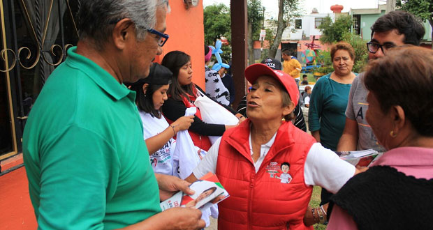 Soraya Córdova presenta propuestas a vecinos de La Ciénega