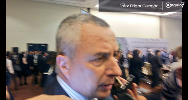 Carrancá afirma que no renunciará a la FGE pese a críticas de candidato