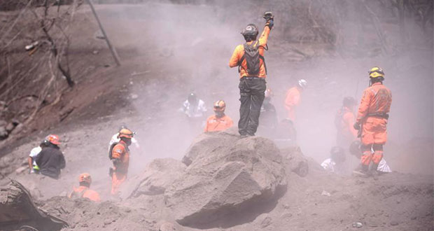 Suman 101 muertos por erupción de Volcán de Fuego en Guatemala