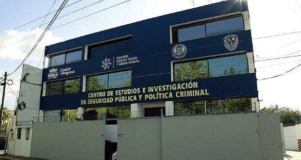 Robo de autos y a negocios, principales delitos en Puebla capital: Comuna