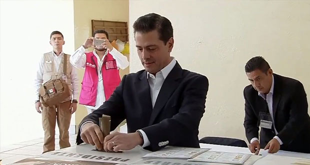 Enrique Peña Nieto y los cuatro presidenciables ya votaron