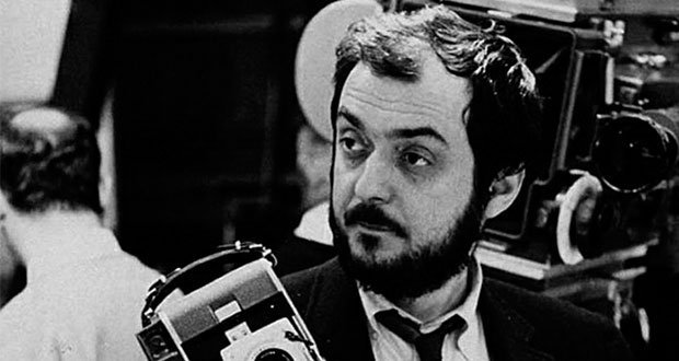 Celebran natalicio 90 de Stanley Kubrik, director de “El resplandor”