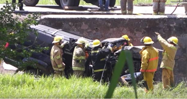 Pierden la vida 6 miembros de banda “La Trilladora” en accidente
