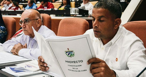 Cuba incorpora el “socialismo sostenible” a su Constitución