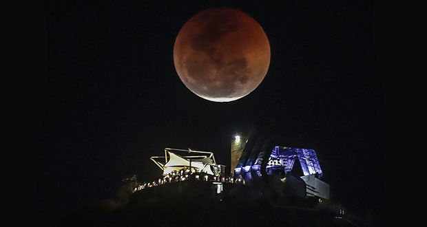 Así se vio el eclipse lunar en diferentes partes del mundo