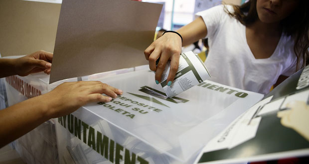 Tras votar, candidatos piden que elecciones se desarrollen “en paz”