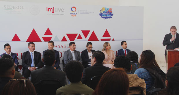 Imjuve entrega estímulos a 5 colectivos de emprendedores poblanos