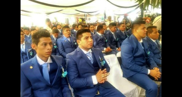 Ceremonia de graduación de la generación de los 43 de Ayotzinapa