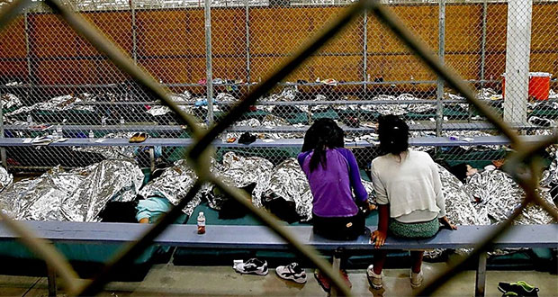 Niño hondureño de un año comparece ante juez de inmigración en EU