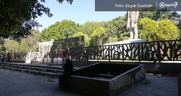Critican posible cobro en parque Juárez y ambulantes desconocen destino