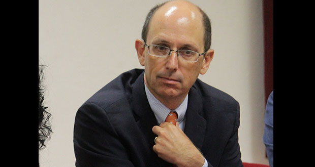 Cañedo, sin reunirse con Rivera ni definir permanencia en Comuna