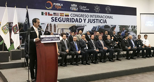 Conocimiento, herramienta que fortalece formación policial: Esparza