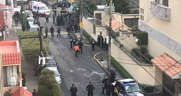 Problema vecinal deja a magistrado federal herido; su esposa muere