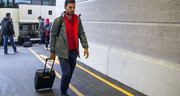 Por no convencer, Getafe se deshace del mexicano Alanís
