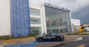 Fallece por leucemia niño nombrado policía federal en Puebla
